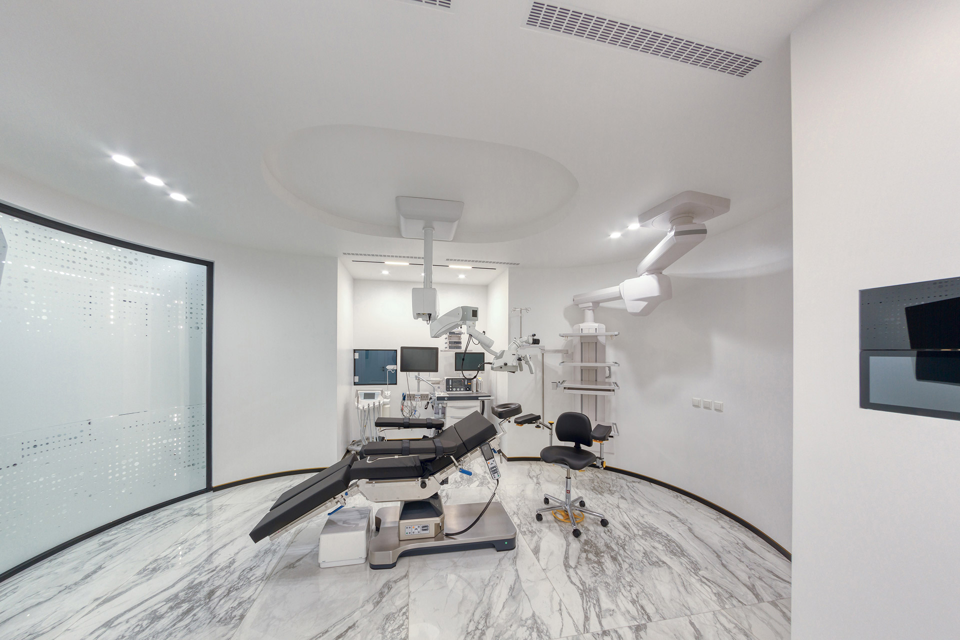 Clinic-Aregak-room