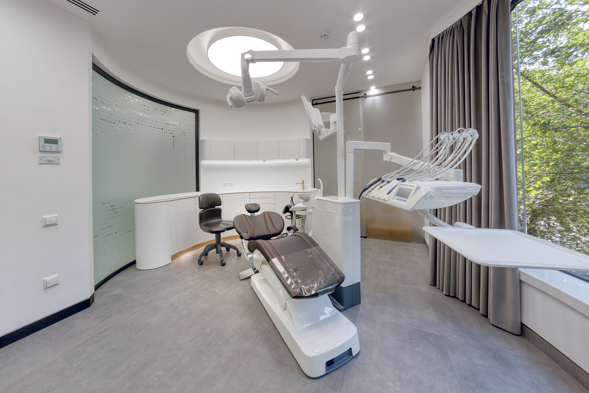 aregak-implantology-center-in-Yerevan