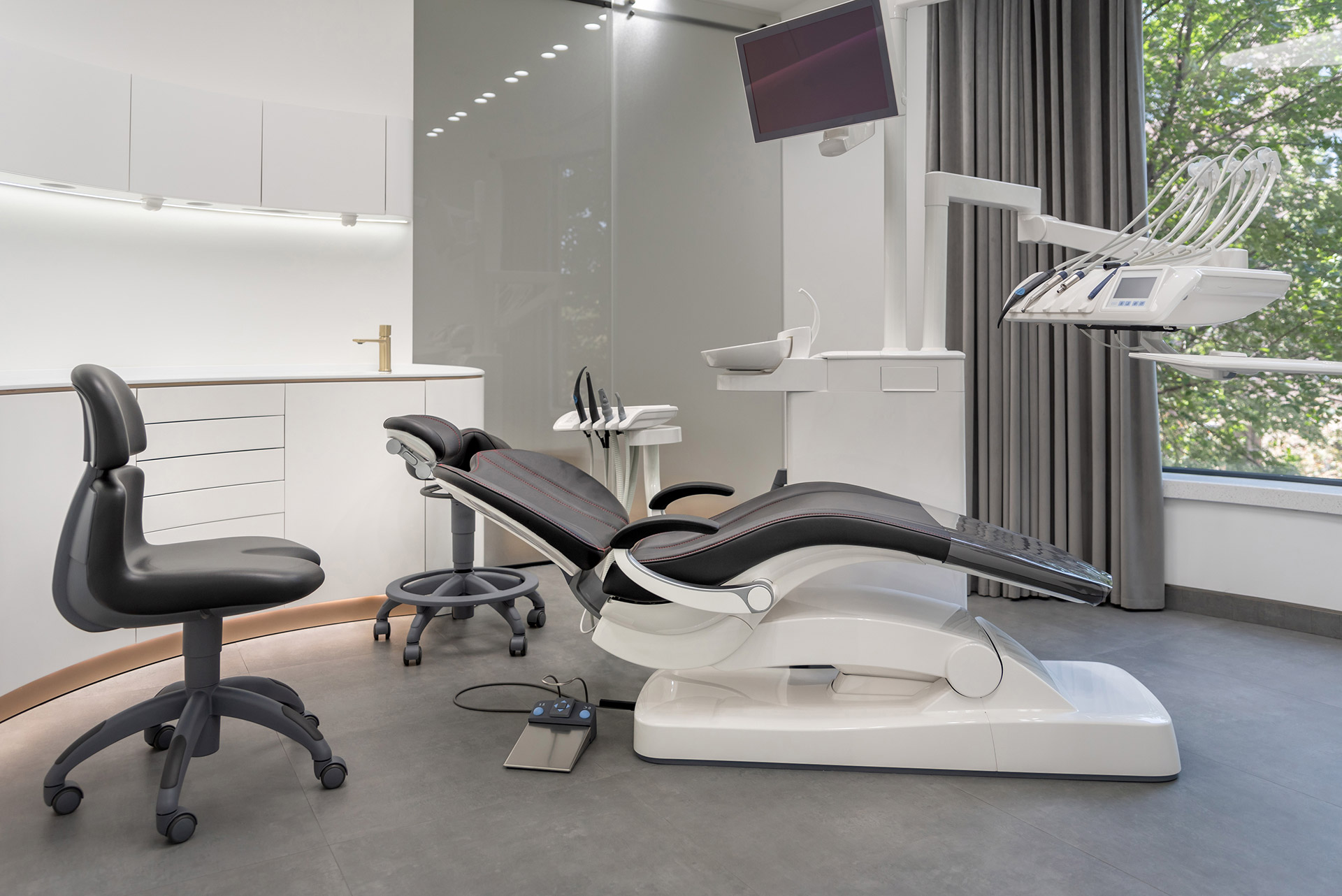 aregak-stom-clinic-in-yerevan