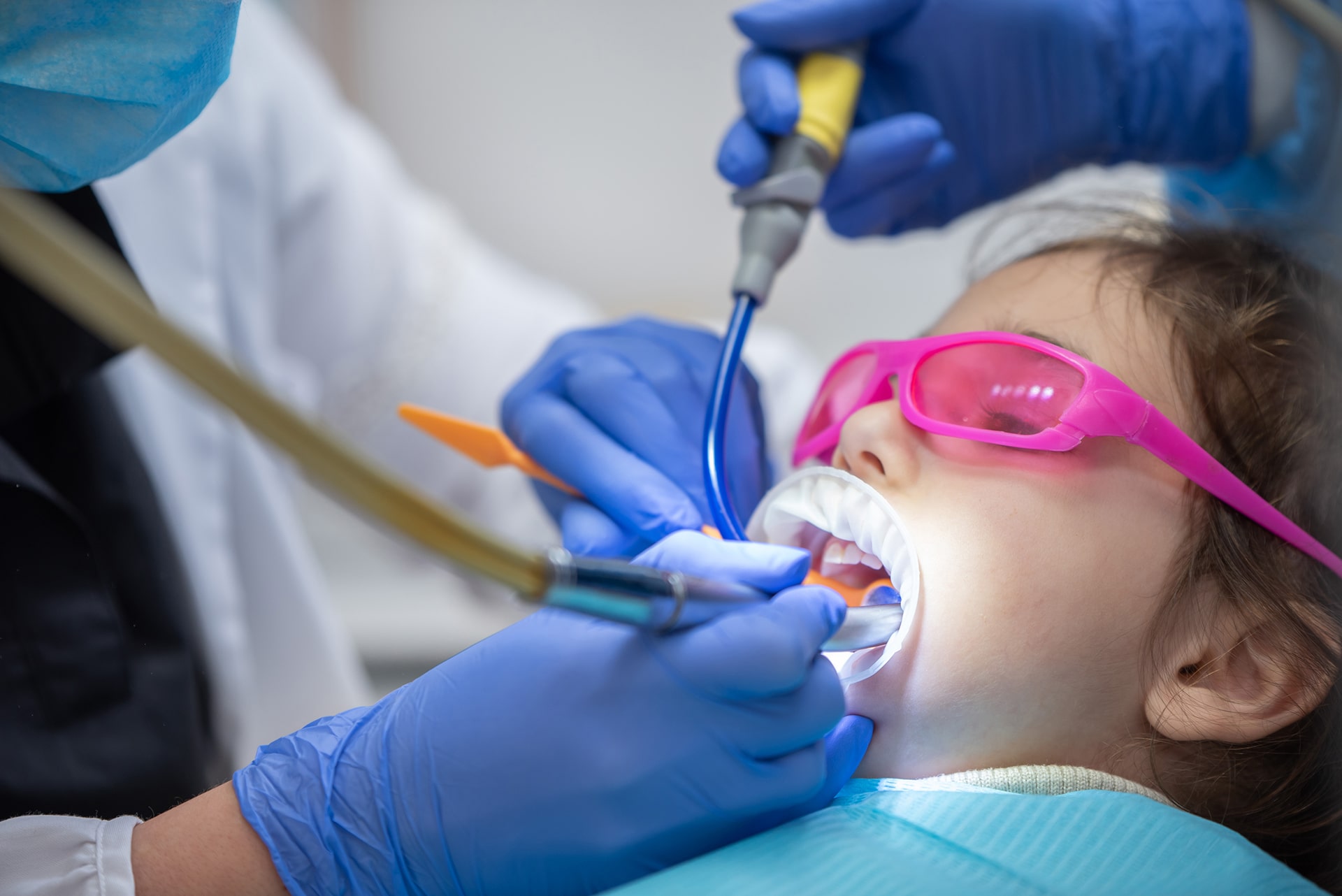 mankakan-stomatologia-Yerevan